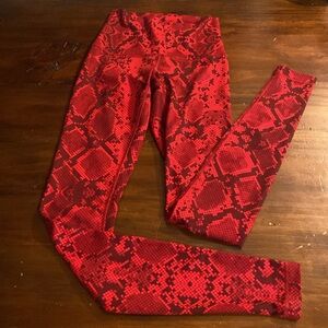 LULULEMON FULL LENGTH HIGH WAISTED LEGGINGS🖤